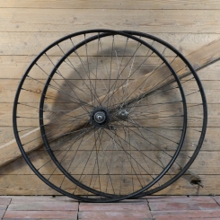 Laufradsatz 28 Zoll (635) für Wulstbereifung, 1935, schwarz, Naben vernickelt, F&S Torpedo-Nabe, gebr. 