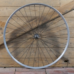 Vorderrad mit Alu-Felge 26 Zoll (559), 30er-50er J., F&S-Nabe verchromt, gebr. 