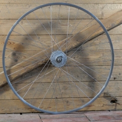 Vorderrad mit SCHÜRMANN-Felge, Alu, 28 Zoll (622), Breite ca. 26 mm, Nabe SHIMANO Inter-L, gebr. 