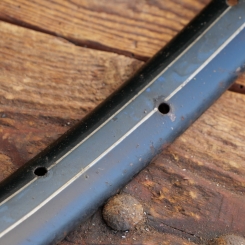 Wulstfelge, 28 Zoll, Außendurchmesser ca. 645 mm, 20er/30er Jahre, Breite ca. 33 mm, 36 Loch, gebr. 