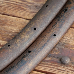 Wulstfelgensatz 28 Zoll (635), 10er-30er J., überstrichen, gebr. 