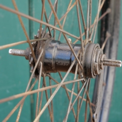 Hinterrad 26 Zoll (559) für Transportrad etc., Bj. 1940, WW2, Westwoodfelge schwarz, F&S Torpedo-Nabe schwarz, gebr. 