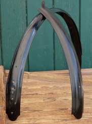 Schutzbleche Satz, 28 Zoll, Herrenausführung, 10er/20er J., schwarz, teilw. NOS 