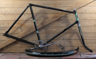 Fahrradrahmen VICTORIA V60, für Tourenrad, Herren, 50er J., 28 Zoll, Stahl, schwarz/grün, gebr. 