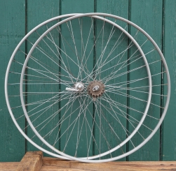 Laufradsatz für Schlauchbereifung 27 Zoll (630), 1950er/60er J., WEINMANN Felgen CAMPAGNOLO Naben, gebr. 