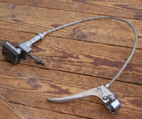 Stempelbremse mit Seilzug u. Hebel, orig. 50er J., verchromt/Alu, NOS 