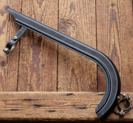 Kettenschutz, schwarz, Linien blau/weiß, Länge ca. 40 cm, orig. 30er-50er J., NOS 