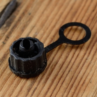 Dynamo Anschluß  für Lichtkabel, "UNION" Kunststoff schwarz, orig. Altbestand 