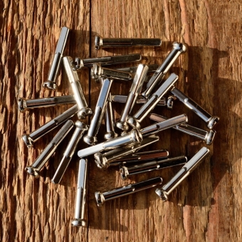 Speichennippel f. Holzfelgen, 2mm, D-Schaft=4.0mm, L=25mm, Messing vernickelt, Rundkopf 