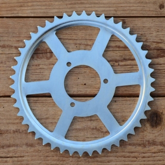 Kettenrad "MAW", glanzverzinkt, ohne Segmente ,paßt auch für div. andere Heckmotoren, u.a. Victoria FM38 