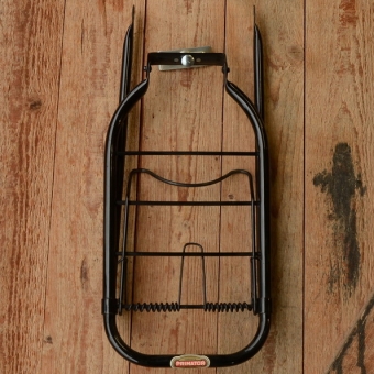 Gepäckträger, "PRIMATOR", schwarz, pass. f. 26er u. 28er Tourenräder, orig Altbestand 