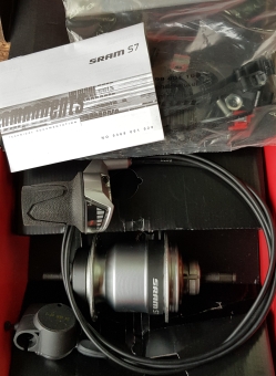 Nabe 7-Gang,"SRAM S 7", mit Rücktrittbremse, incl. Drehgriffschalter, orig. alte Neuware 