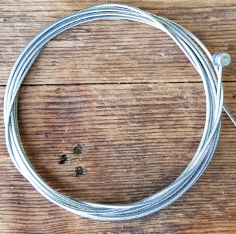 Bremszug Innenzug, mit Standard Walzennippel (Durchmesser 7 mm,  Länge 6 mm)  , Stahlseil, D=1.5mm, L=2000mm 