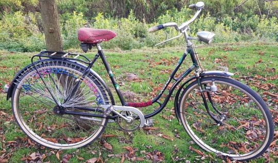 Damenfahrrad "Hübner" Itzehoe, 28 Zoll, Bj. 60er Jahre, RNr. 531XXX RH: 55cm, bequemer Alltagsklassiker /Omarad 
