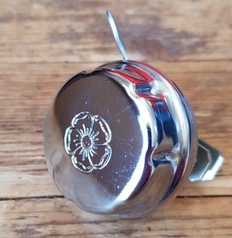 Fahrrad Glocke / Klingel,  klassische Glocke mit Metalldrücker von Reich,   D=50mm, verchromt, deutsche Fertigung. 