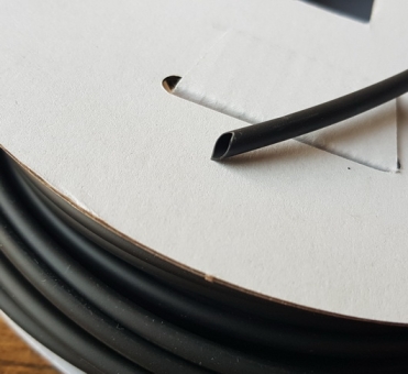 Schrumpfschlauch 4,8 auf 2,4 mm, schwarz, unverzichtbar bei Kabelverlegungen am Fahrzeug, (Verbindungen, Feuchtigkeitsschutz) 