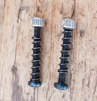 Stellschrauben für Ausfallende, Standardmaß, orig. NOS, Schraubkappe verchromt, Preis pro Paar 