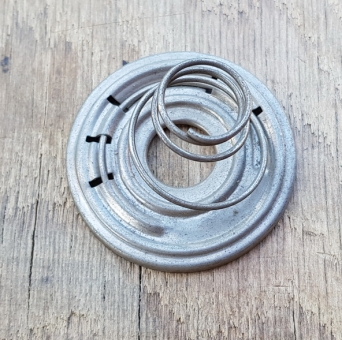 RIEMANN Karbidlaternen Bechereinsatz mit Feder, 54mm, are, orig. alte Neuware !, ggf. mit leichter Patina   