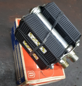 Pedale UNION mit "Pünktchen" Reflektoren, f. Fahrrad-und Mopedklassiker,  chromatisiert, original 60er Jahre, NOS 