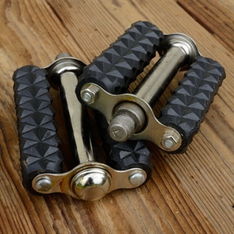 Pedale Herrenausf. , orig. 20-50er J., seltenes 1/2 Zoll Gewinde !!! grob profiliert, vernickelt, rarer orig. Altbestand 