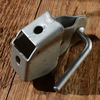 Halterung f. Kindersitz, silber, für Rahmenmontage, passend für alte Blechschalensitze 