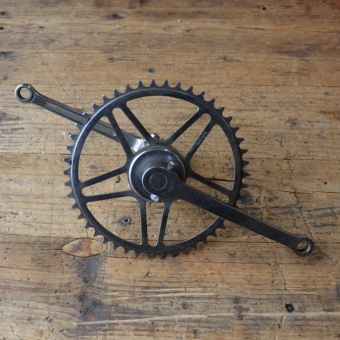 Tretlager "Dürkopp Sport" Keilausführung., orig. 50er Jahre, verchromt, gebraucht mit alterstypischen Gebrauchsspuren 