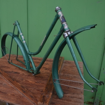 Fahrradrahmen "Dürkopp", Damenausführung 26 Zoll, 50er Jahre, Rahmenhöhe 54 cm, Rahmennummer 2218XXX 