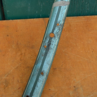 Wulstfelge 26 x 1 ½, 36-loch, Breite 33 mm, Hellgrün, Linierung grün/weiß, 