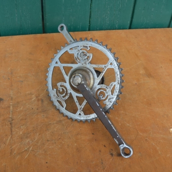 Tretlager Glockenausführung "Göricke" für 40x70 mm Tretlagergehäuse. 30er Jahre. 