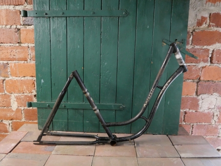 Fahrradrahmen "Kristall" Damenausführung, 28 Zoll, Rahmenhöhe 52 cm 