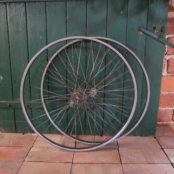 Laufradsatz 28 Zoll, verchromt mit Patina, Speichern verzinkt, Hinterradnabe "F&S Komet Super", 