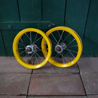 Laufradsatz für Kinderroller, 80/90er Jahre, Außendurchmesser ca. 220 mm, Felgenbreite 34 mm 