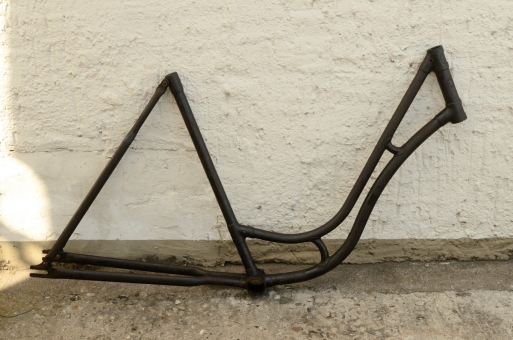 Fahrradrahmen "WANDERER",  Damenausf., 28 Zoll , RH=55cm, orig. 30er J., ohne Gabel,  ohne. Tretlager 