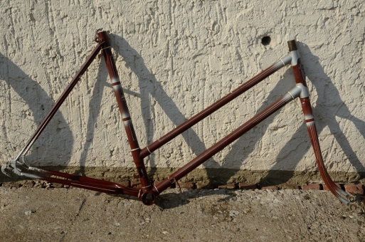 Fahrradrahmen  "ADLER",  Damenausf., Sport, weinrot , 26 Zoll,  RH=55cm, 50er J., incl. Gabel ohne Tretlager 