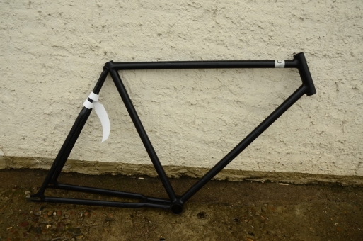 Fahrradrahmen "Opel" Herrenausf., 30er Jahre, muffenlos gefertigt, 28 Zoll, Rahmenhöhe = 57 cm 