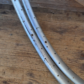 Felgensatz f. Wulstbereifung 24 Zoll, (24 x 1 ½), 36-Loch, original alter Lagerbestand, ggf. leichte Patina 