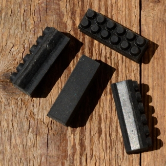 Bremsklötze für Rennradklassiker / Sportrad,  orig. Satz 4 Stück, schwarz, ca. 40 x 11,5 mm 