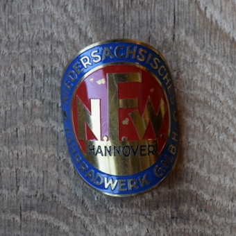 Steuerkopfschild N.F.W. Niedersächsische Fahrrad Werke, 50er Jahre, Originalschild aus Sammlungsbestand 