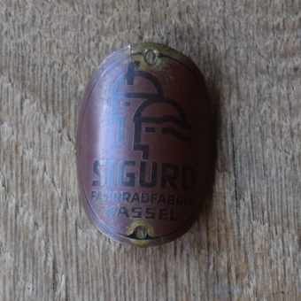 Steuerkopfschild Sigurd Kassel, 30er Jahre, Originalschild aus Sammlungsbestand 