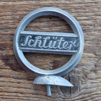 Schutzblechfigur SCHLÜTER, Alu Druckguss, orig. Altbestand 30-50er Jahre, Zustand siehe Bild 