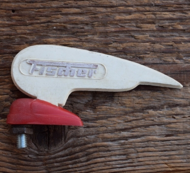 Schutzblechfigur FISCHER, Kunststoff, orig. Altbestand 60er Jahre, Zustand siehe Bild 