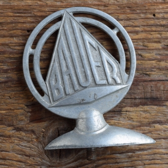 Schutzblechfigur BAUER, Alu Druckguss, orig. Altbestand 50er Jahre, Zustand siehe Bild 