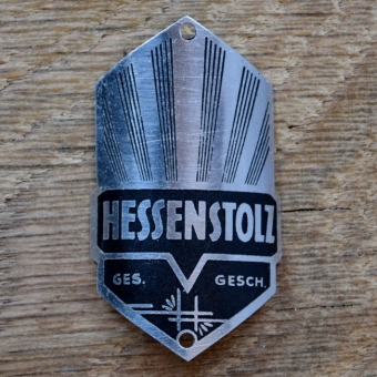 Steuerkopfschild HESSENSTOLZ, 50er Jahre, Originalschild aus Sammlungsbestand 