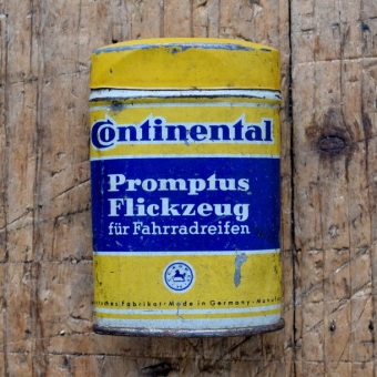 Flickzeug Blechdose "CONTINENTAL" orig. 50er Jahre, 72 x 49 x 25 mm, ohne Inhalt 