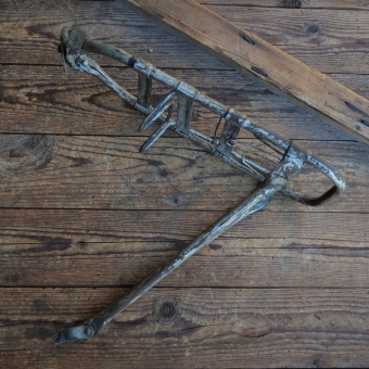 Gepäckträger, orig. 30er-50er Jahre, überstrichen, gebr. 