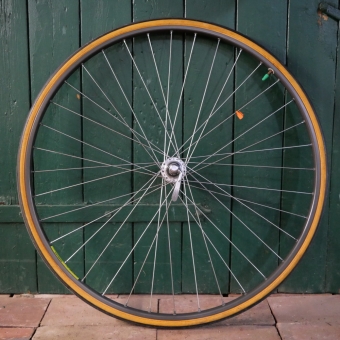 Hinterrad für Renner, Ambrosio Montreal Schlauchreifen-Felge, Shimano 105 Nabe für 6-fach Kassette 