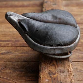 Sattel, Damen, THE CHRISTYS, Leder gepolstert, braun, Gestell vernickelt, USA um 1896, gebr. 