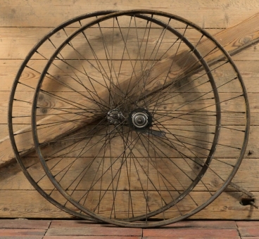 Laufradsatz 26 Zoll, Außenmaß ca. 581 mm, für Wulstbereifung, 1933, Holzdekor, F&S und TORPEDO Nabe, gebr. 