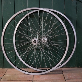 Laufradsatz ALESA Konkav, 26 Zoll (559), schwarz, für Drahtreifen,  SACHS-MAILLARD New Success für Schraubkranz, gebr. 