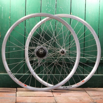 Laufradsatz "Grünert Dynamic", 26 Zoll (559), Nexus Inter 7 Rücktritt, NOS 